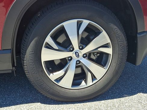 Certified 2023 Subaru Ascent Premium w/ Convenience Package AWD/4WD image 8