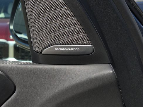 New 2026 BMW X5 xDrive40i w/ Climate Comfort Package image 24