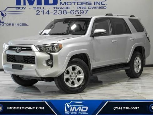 Used 2021 Toyota 4Runner SR5 Premium AWD/4WD image 2