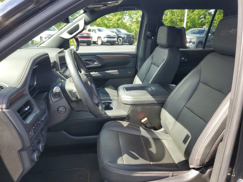Certified 2023 Chevrolet Tahoe High Country w/ Advanced Technology Package AWD/4WD image 5