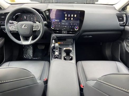 Used 2024 Lexus NX 350 AWD image 11