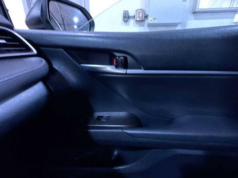 Used 2023 Toyota Camry LE image 34