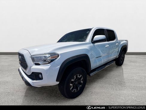 Used 2019 Toyota Tacoma TRD Off-Road RWD image 5