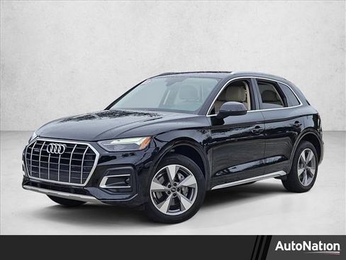 Used 2023 Audi Q5 2.0T Premium w/ Convenience Package AWD/4WD image 1