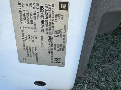 Used 2013 Chevrolet Silverado 2500 W/T w/ Snow Plow Prep Package image 6