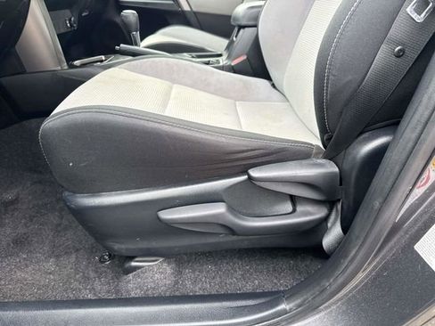 Used 2018 Toyota RAV4 XLE image 22