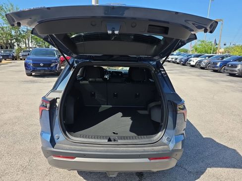Used 2025 Chevrolet Equinox LT w/ Safety and Technology Package FWD image 24