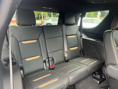 Used 2021 GMC Yukon AT4 w/ AT4 Premium Plus Package AWD/4WD image 18