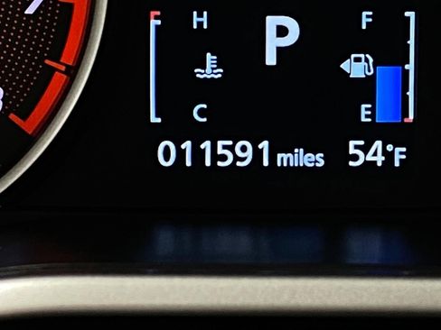 Used 2024 Mitsubishi Eclipse Cross SE image 19