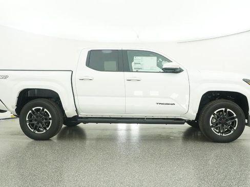 New 2025 Toyota Tacoma TRD Sport image 27