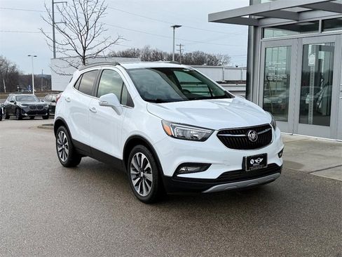 Used 2018 Buick Encore Preferred image 1