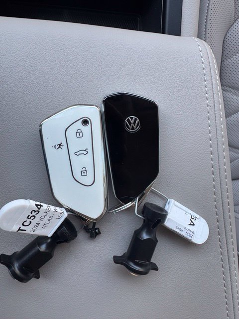 Used 2024 Volkswagen Atlas SE FWD image 26