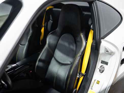 Used 2013 Porsche 911 Turbo S image 45