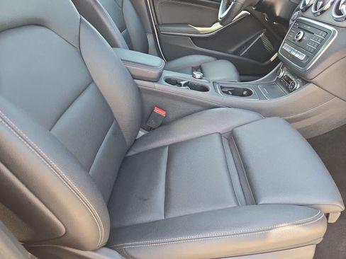 Used 2018 Mercedes-Benz GLA 250 image 28