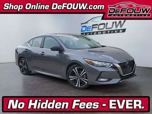 Used 2021 Nissan Sentra SR FWD image 1