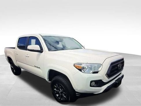 Used 2023 Toyota Tacoma SR5 w/ Technology Package AWD/4WD image 2