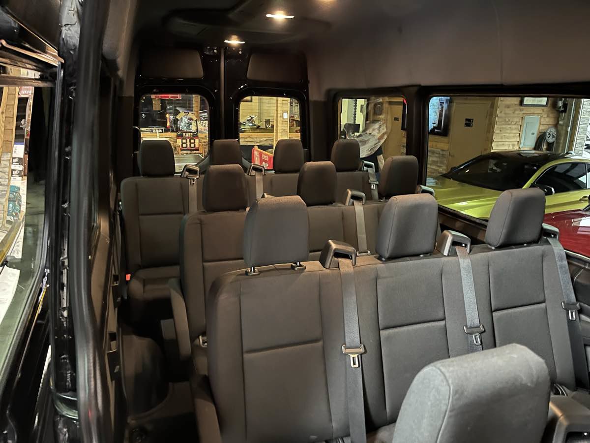 Used 2025 Mercedes-Benz Sprinter 2500 image 24