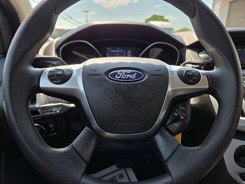 Used 2012 Ford Focus SE FWD image 19