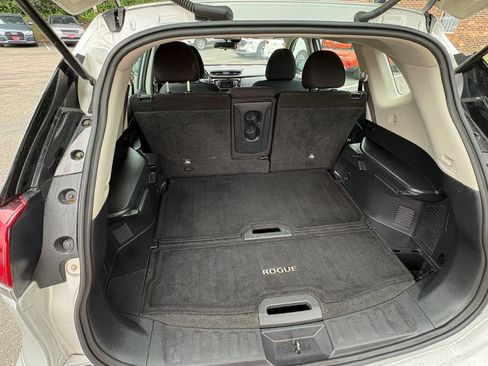 Used 2020 Nissan Rogue S AWD/4WD image 26