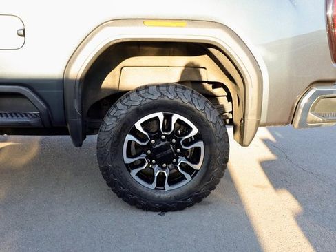 Used 2020 GMC Sierra 2500 SLE w/ SLE Convenience Package image 30