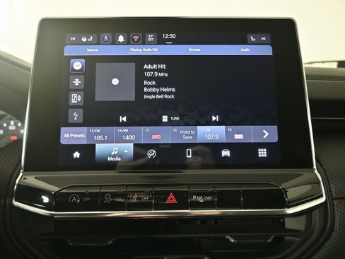 Used 2022 Jeep Compass Trailhawk w/ Trailhawk Convenience Group image 26