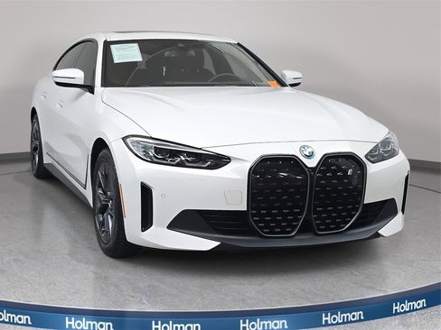 Used 2023 BMW i4 eDrive35 w/ Premium Package image 3