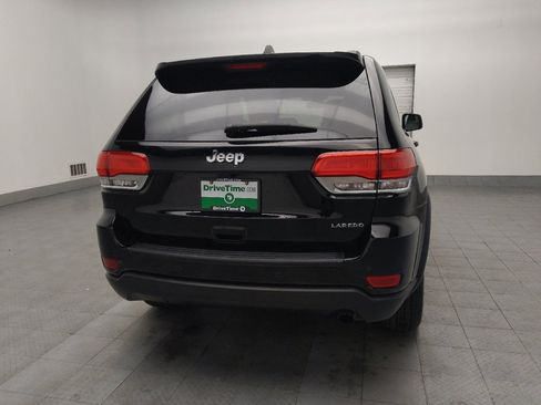 Used 2019 Jeep Grand Cherokee Laredo image 7