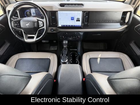 Used 2022 Ford Bronco Wildtrak AWD/4WD image 11