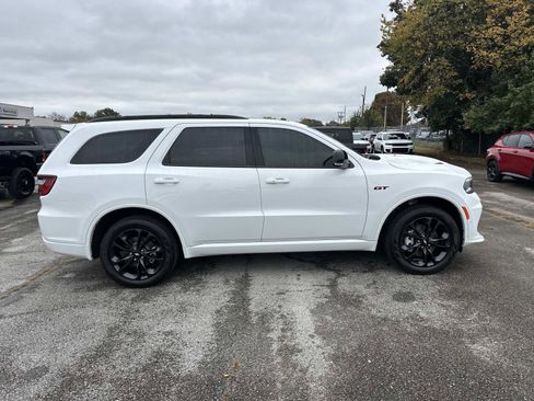 Certified 2025 Dodge Durango GT image 3