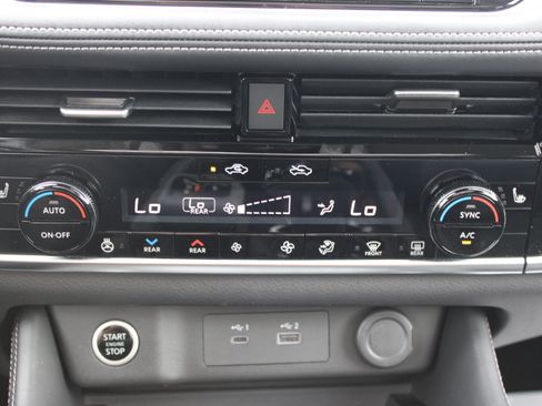 Certified 2023 Nissan Rogue SL w/ SL Premium Package AWD/4WD image 21
