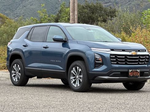 New 2027 Chevrolet Equinox LT FWD image 2