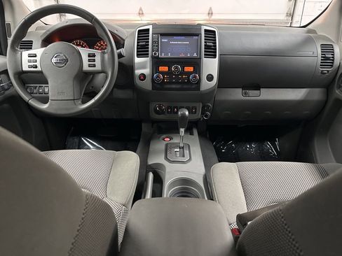 Used 2021 Nissan Frontier SV image 22