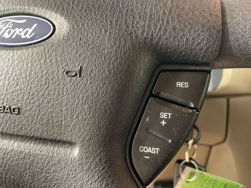 Used 2002 Ford Explorer XLT AWD/4WD image 10