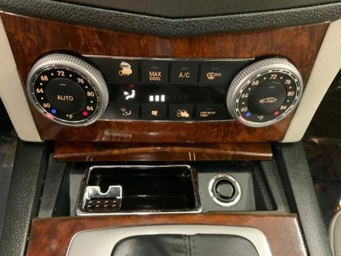 Used 2011 Mercedes-Benz C 300 Sedan image 18