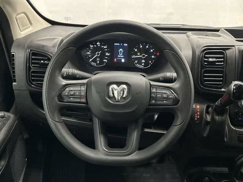 Used 2025 RAM ProMaster 2500 w/ Convenience Group FWD image 12