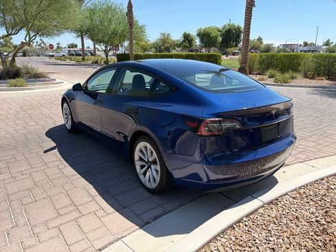 Used 2022 Tesla Model 3 Standard Range RWD image 4