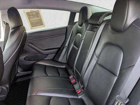 Used 2020 Tesla Model 3 Performance image 19