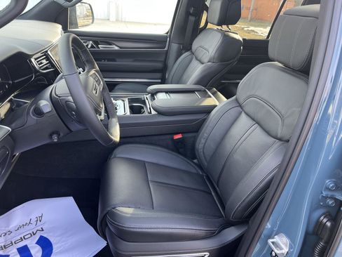 New 2026 Jeep Grand Wagoneer Summit image 14