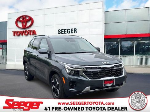 Used 2025 Kia Seltos S AWD/4WD image 1