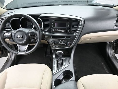 Used 2015 Kia Optima LX image 23