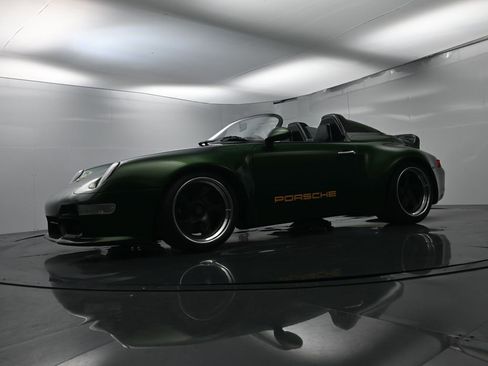 Used 1995 Porsche 911 Carrera RWD image 50