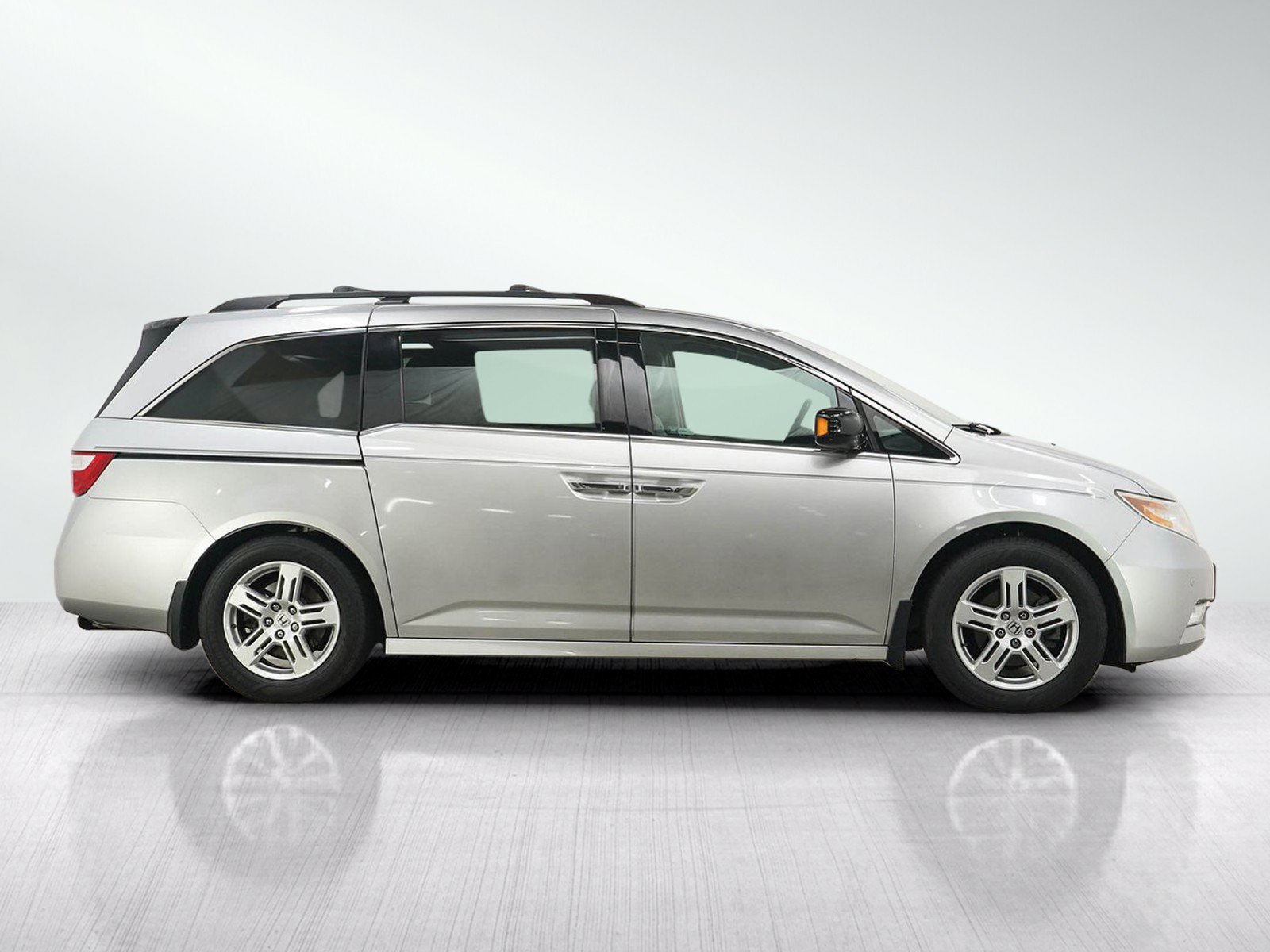 Used 2012 Honda Odyssey Touring image 7