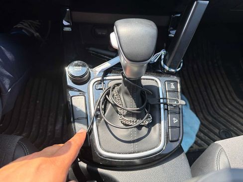 Used 2024 Kia Seltos S AWD/4WD image 33
