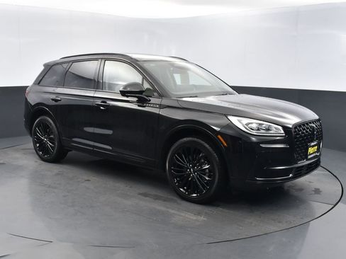 New 2026 Lincoln Corsair Grand Touring image 3