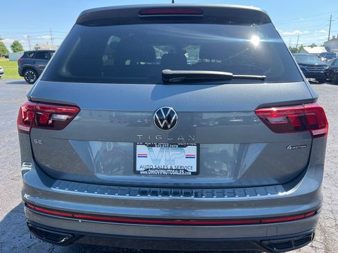 Used 2022 Volkswagen Tiguan SE R-Line AWD/4WD image 6