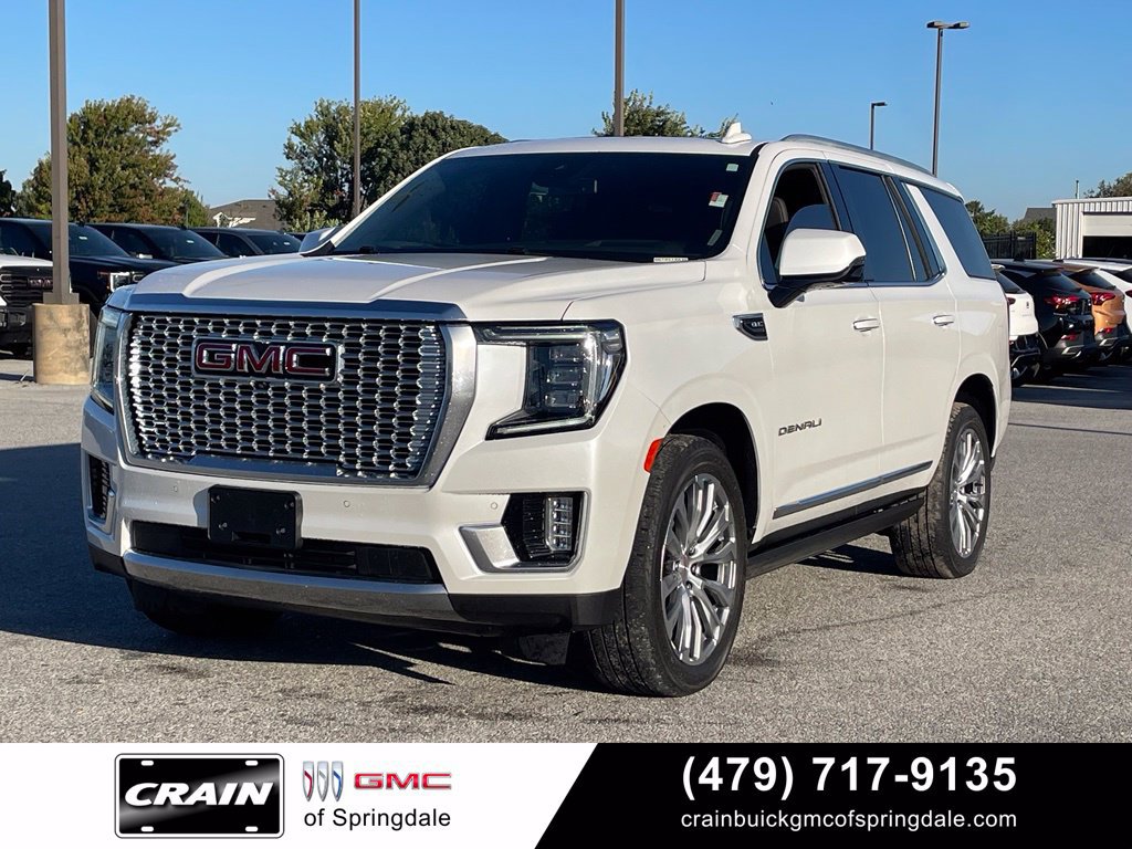 Used 2023 GMC Yukon Denali AWD/4WD image 3
