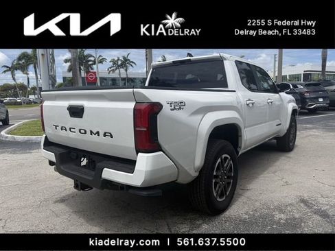 Used 2025 Toyota Tacoma TRD Sport RWD image 3