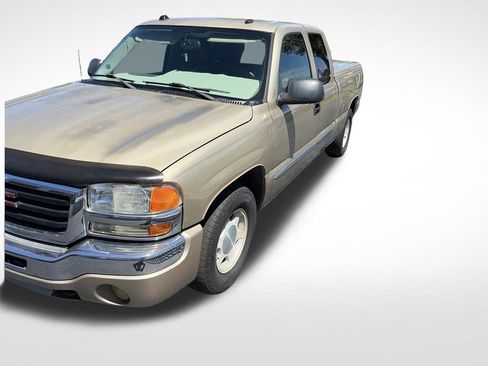 Used 2004 GMC Sierra 1500 SLT w/ Light Duty Power Package RWD image 3
