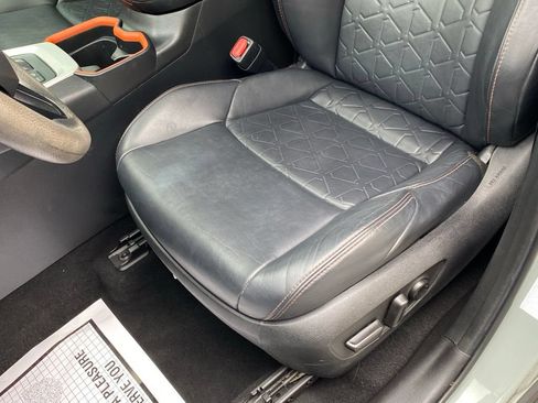 Used 2019 Toyota RAV4 Adventure AWD/4WD image 24