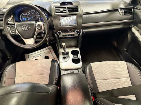 Used 2013 Toyota Camry SE FWD image 21